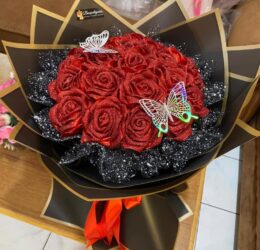 Mawar Merah Palangkaraya