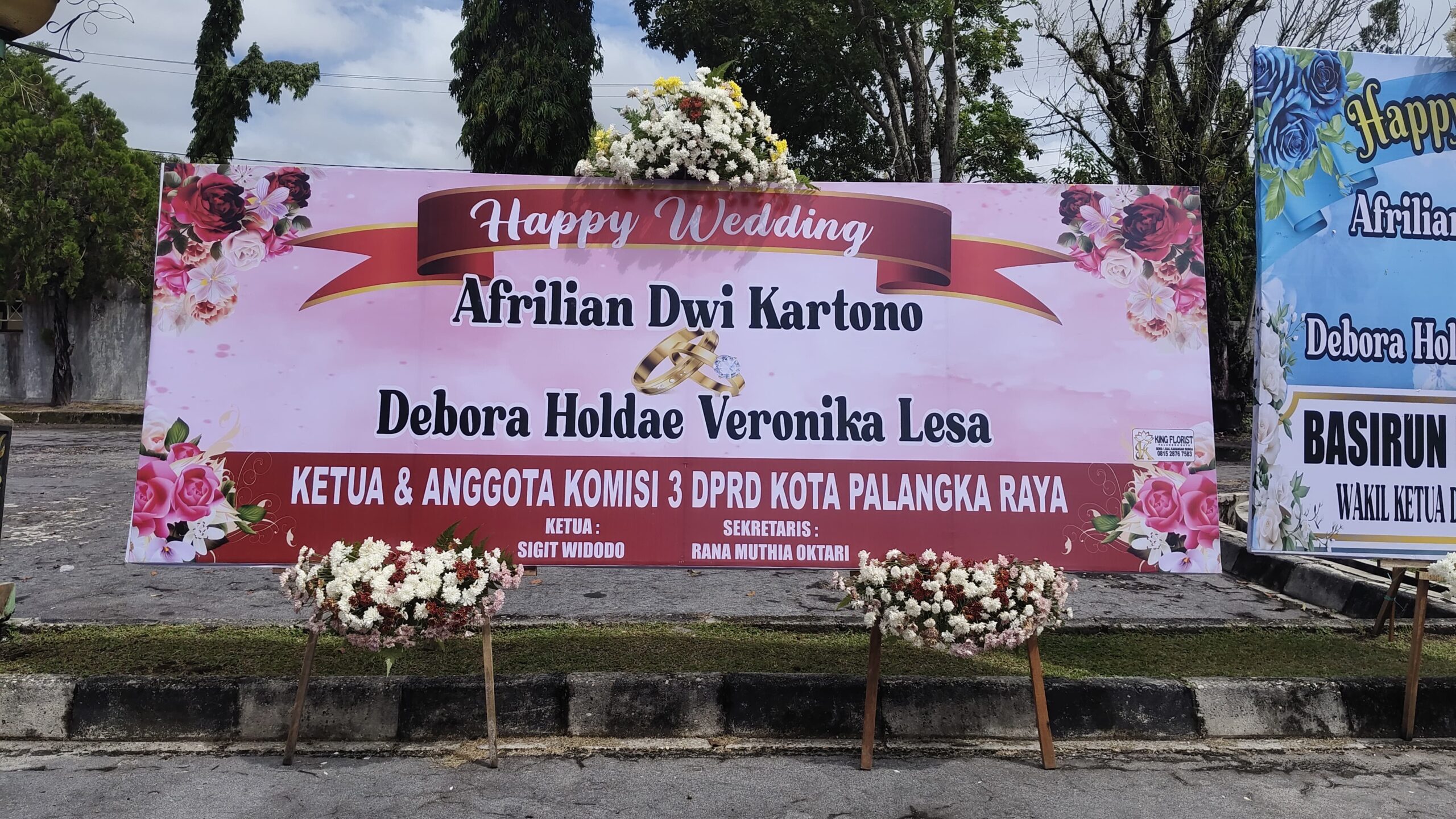 Karangan Bunga Pernikahan Palangkaraya