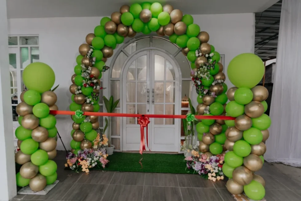 DEKORASI BALON PALANGKARAYA