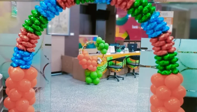 Dekorasi Panggung Balon Sederhana yang Cantik dan Hemat Biaya
